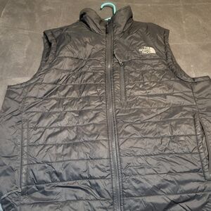 Mens xl Northface vest